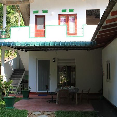 Little Mount Guest House Mirissa Zewnętrze zdjęcie